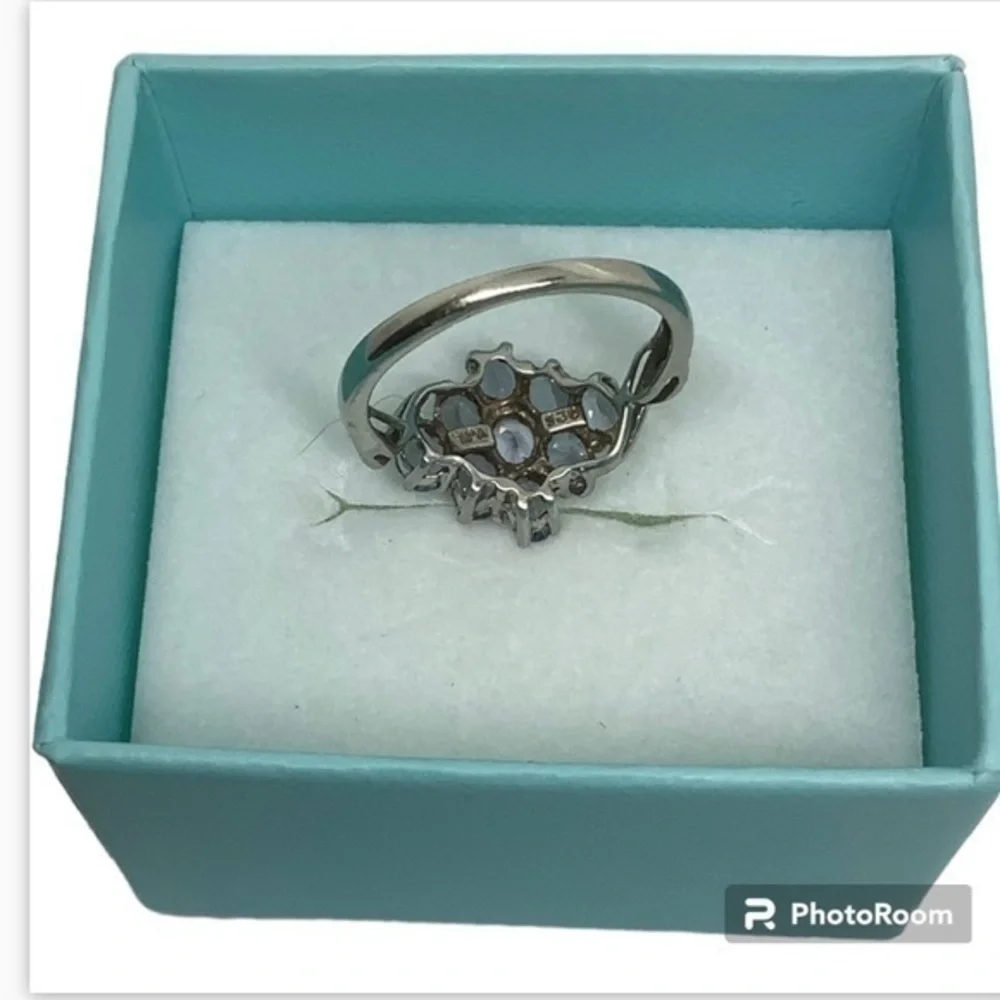 Sterling silver blue topaz cluster pyramid ring